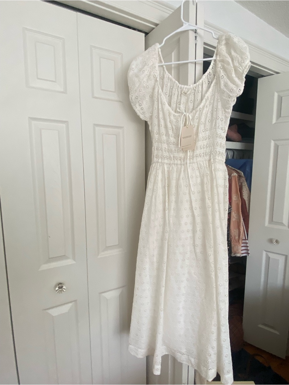 Doen Quinn Dress in Ecru Eyelet - Picture 2 of 6